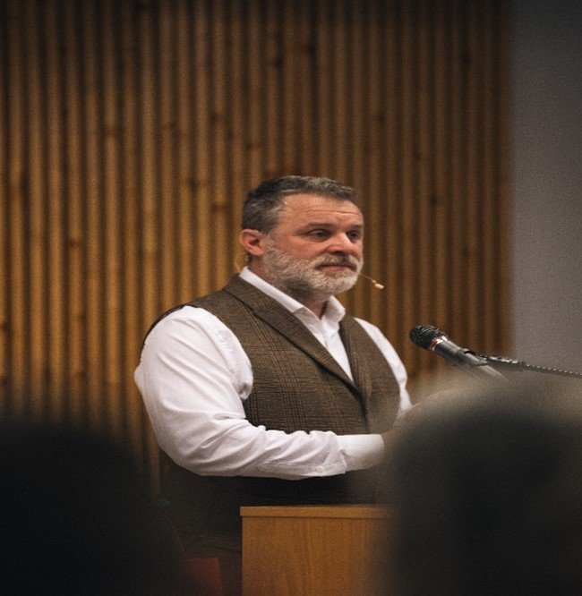 Andlát Valgarðs Más Jakobssonar fyrrverandi skólameistara og kennara